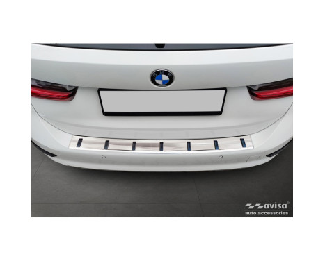 Stainless steel rear bumper protector suitable for BMW 3 Series (G21) Touring 2019-2022 'STRONG EDITION', Image 2