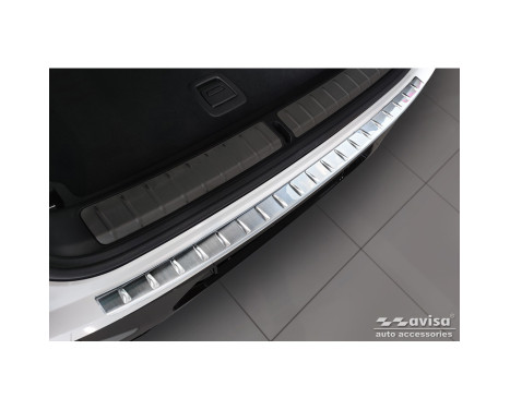 Stainless Steel Rear Bumper Protector suitable for BMW X4 G02 FL 2021 - with M-Package 'Ribs', Image 2