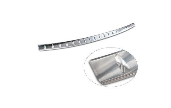 Stainless Steel Rear Bumper Protector suitable for BMW X4 G02 FL 2021 - with M-Package 'Ribs', Image 6