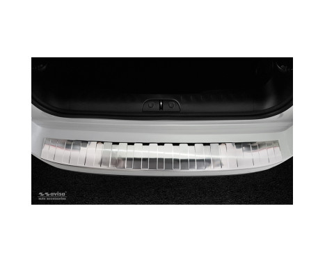 Stainless steel rear bumper protector suitable for Fiat 500L Facelift 2017- 'Ribs', Image 2