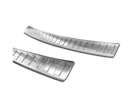 Stainless steel rear bumper protector suitable for Hyundai i10 III 5 doors 2019- 'Ribs', Image 4