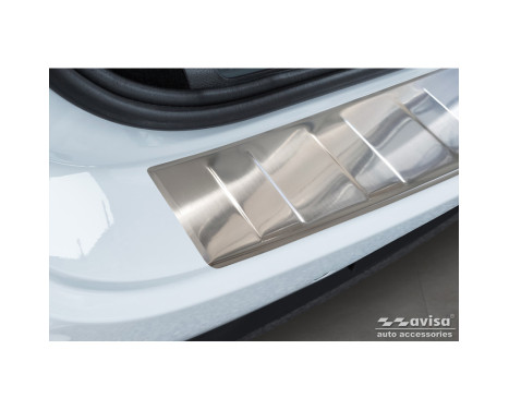 Stainless steel rear bumper protector suitable for Mercedes EQE SUV (X294) 2022 - 'Ribs', Image 3