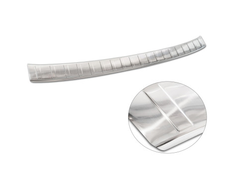 Stainless steel rear bumper protector suitable for Nissan X-Trail IV (T33) 2021- 'Ribs', Image 6