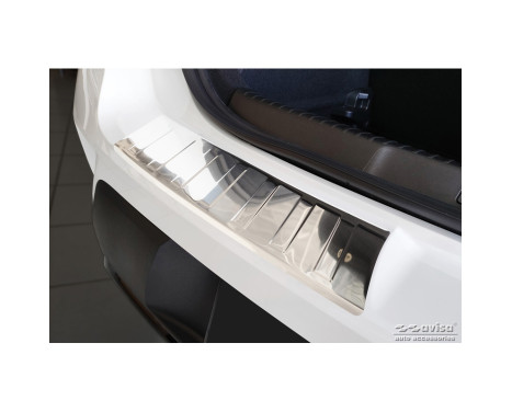 Stainless steel rear bumper protector suitable for Opel Mokka 2020- 'Ribs' (2-piece), Image 3