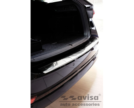 Stainless steel rear bumper protector suitable for Skoda Octavia IV Kombi 2020- 'Ribs', Image 3