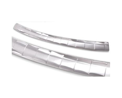 Stainless steel rear bumper protector suitable for Skoda Octavia IV Kombi 2020- 'Ribs', Image 5