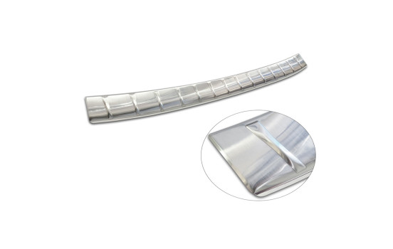 Stainless steel rear bumper protector suitable for Skoda Superb IV Combi 2023 - 'Ribs', Image 7