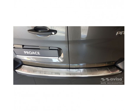 Stainless steel rear bumper protector suitable for Toyota Proace II Furgon 2016- 'Ribs'