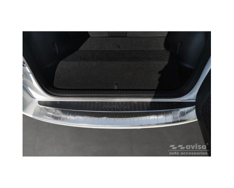 Stainless Steel Rear Bumper Protector suitable for Toyota RAV-4 III 2005-2008 & FL 2008-2012 'Ribs', Image 2