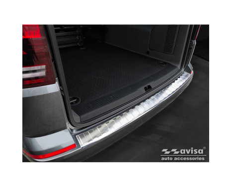 Stainless steel rear bumper protector suitable for Volkswagen Caravelle T6 2015- & FL 2019- (with tailgate) 'Ri, Image 3