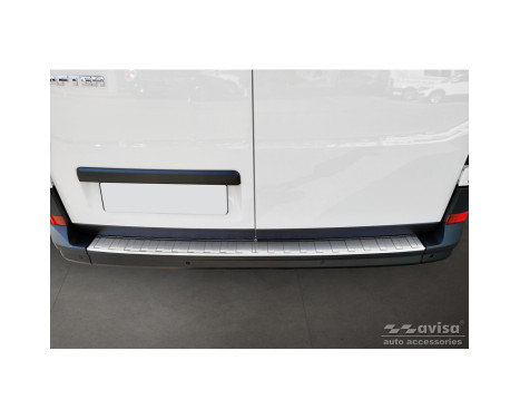 Stainless steel rear bumper protector suitable for Volkswagen Crafter & MAN TGE 2017- 'Ribs' ('XL'-v, Image 2
