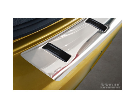 Stainless steel rear bumper protector suitable for Volkswagen Golf VII HB 3/5-door 2012-2017 & Facelift 2017-20, Image 4