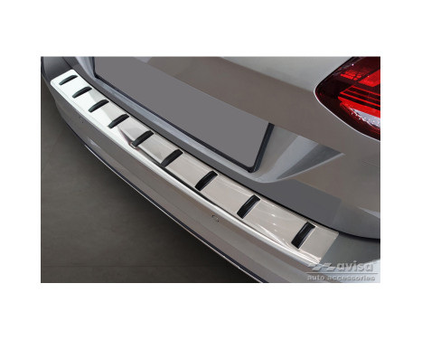 Stainless steel rear bumper protector suitable for Volkswagen Golf VII Variant Facelift 2017-2019 (incl. R-Line)