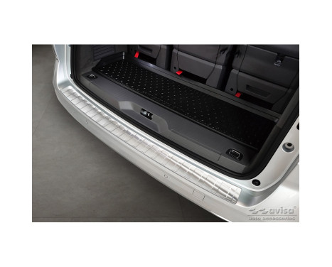 Stainless steel rear bumper protector suitable for Volkswagen Multivan T7 2021- - 'Ribs', Image 2