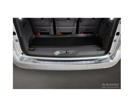 Stainless steel rear bumper protector suitable for Volkswagen Multivan T7 2021- - 'Ribs', Image 3