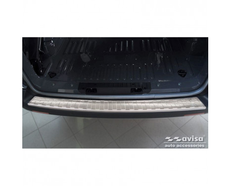 Stainless steel rear bumper protector suitable for VW Transporter T5 2003-2015 (all) & T6 2015- / FL 2019- (with, Image 5