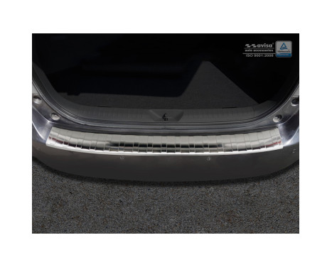 Stainless steel Rear bumper protector Toyota Prius + Wagon 2012-2015 'Ribs', Image 3