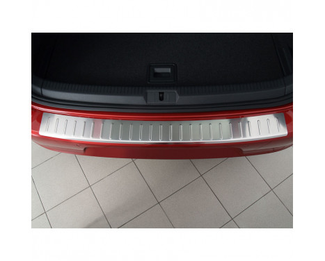 Stainless steel rear bumper protector Volkswagen Golf VII 5 doors 2012- 'Ribs'