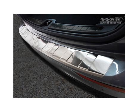Stainless steel rear bumper protector Volvo V60 II 2018- incl. Cross Country, Image 2