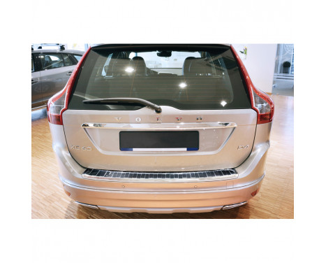 Stainless steel rear bumper protector Volvo XC60 2013- 'Ribs', Image 8