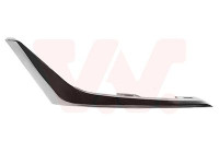 FRONT BUMPER TRIM L.