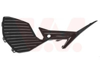 FRONT BUMPER TRIM R.