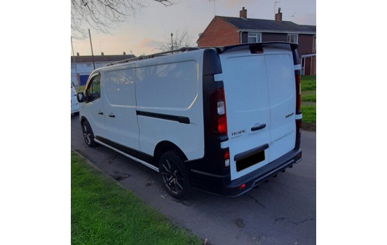 Oneway Set of fender extensions (Trims) suitable for Renault Trafic 2014- & Opel Vivaro 2014-2018, Image 4