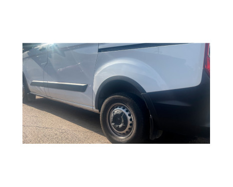 RGM Set of fender extensions suitable for Ford Transit Custom 2018-2023 - Black, Image 3