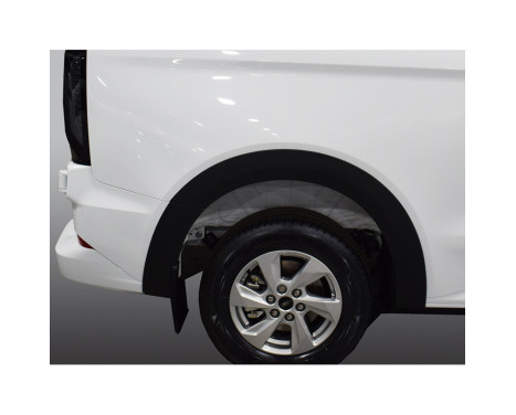 RGM Set of fender flares suitable for Ford Transit Custom 2023- Long wheelbase, Image 3