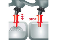 Pouring spout car stop