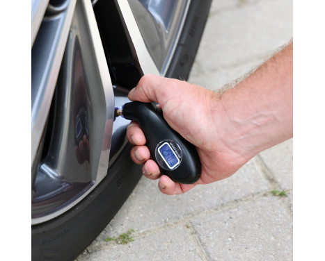 Carpoint Digital Tire Pressure Gauge, Image 5