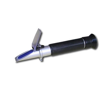 Refractometer