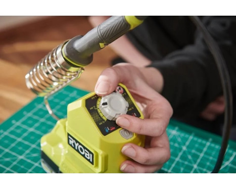 Ryobi ONE+ 18V Cordless Soldering Iron (excl. battery), Image 2