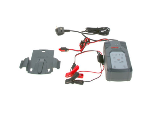 Bosch C7 - intelligent and automatic battery charger - 12V-24V / 7A, Image 7