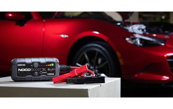Noco Jumpstarter Genius GBX45 Lithium 12V 1250 Amp, Image 3