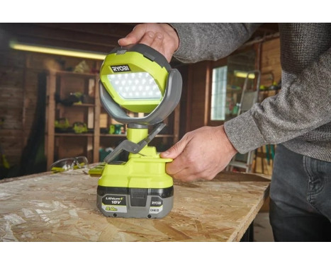 Ryobi ONE+ 18V Battery clamp lamp (excl. battery) RLCL18-0, Image 4