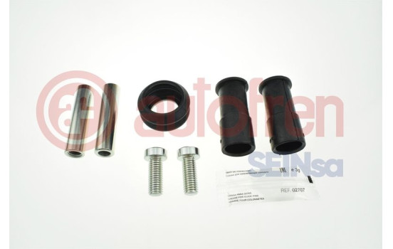 Guide sleeve set, brake caliper