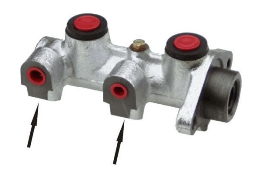 Master brake cylinder AM0206