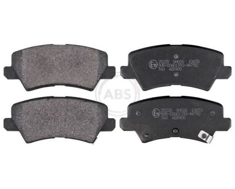 Brake Pad Set, disc brake 35228 ABS