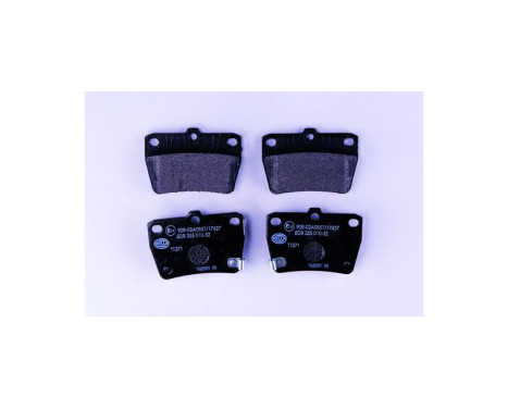 Brake Pad Set, disc brake 8DB 355 010-521 Hella