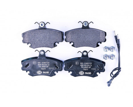 Brake Pad Set, disc brake 8DB 355 018-131 Hella