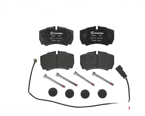 Brake Pad Set, disc brake P24084 Brembo