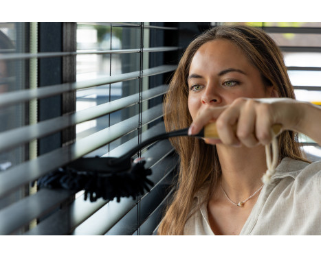 Valma ECO Bamboo Dust Brush, Image 8