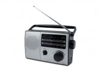 AC / DC portable AM / FM radio