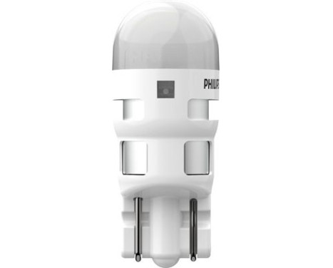 Philips Ultinon PRO7000 - 12V- W5W - White 8000K - 11961XU70X2