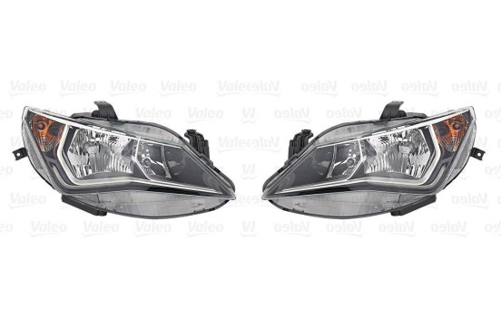 Headlight Set SET_4928964V Valeo