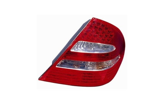 Rear light right 4-door AVANTGARDE 3041934 Van Wezel