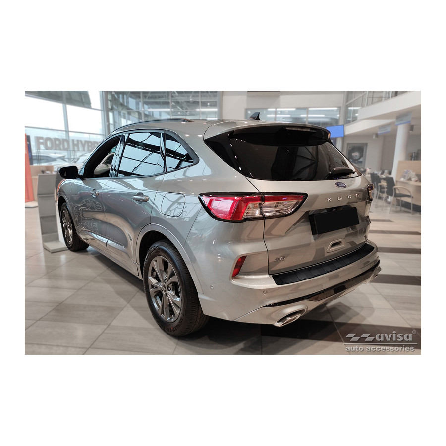 Matt Black Stainless Steel Rear Bumper Protector Compatible with Ford Kuga III ST-Line/Vignale/Hybrid ST-Line 2019- 'Ribs