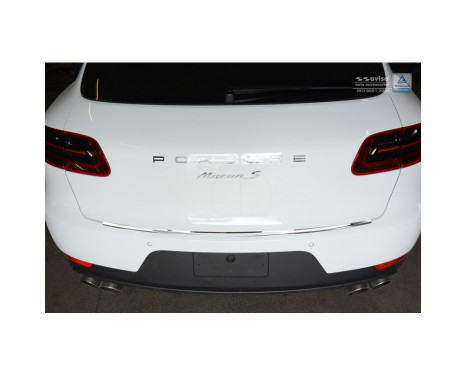 Protection de seuil arrière 'Deluxe' en acier inoxydable Porsche Macan 2014- Chrome / Red-Black Carbon, Image 3