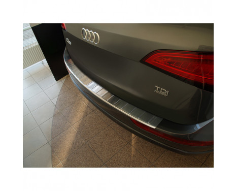 Protection de seuil arrière en acier inoxydable Audi Q5 2008-2012 et 2012 - 'Ribs', Image 3